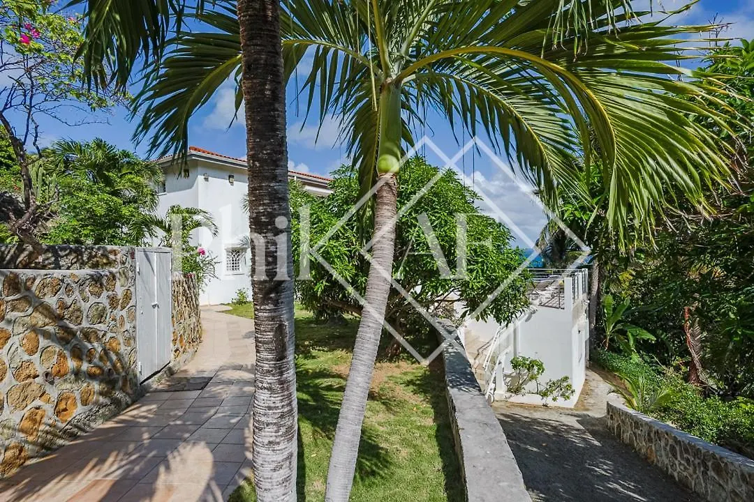 6 Bed-Rooms Villa At Dawn Beach Estate