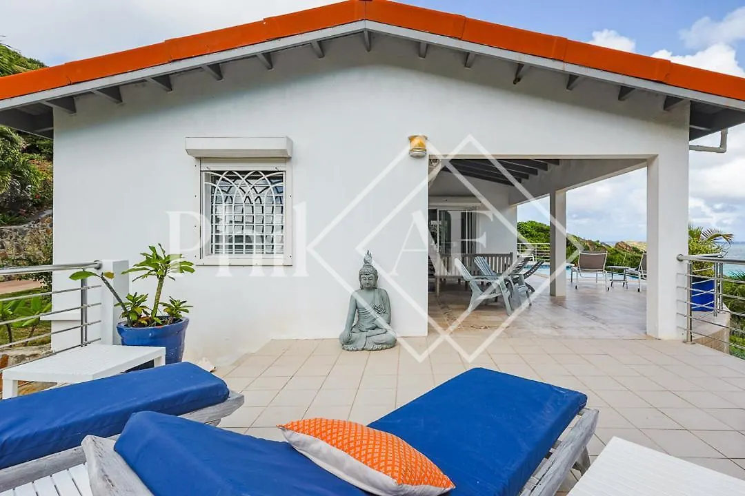 6 Bed-Rooms Villa At Dawn Beach Estate