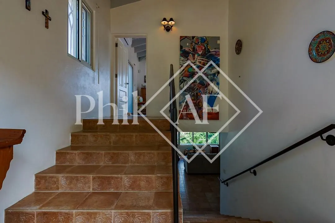 6 Bed-Rooms Villa At Dawn Beach Estate
