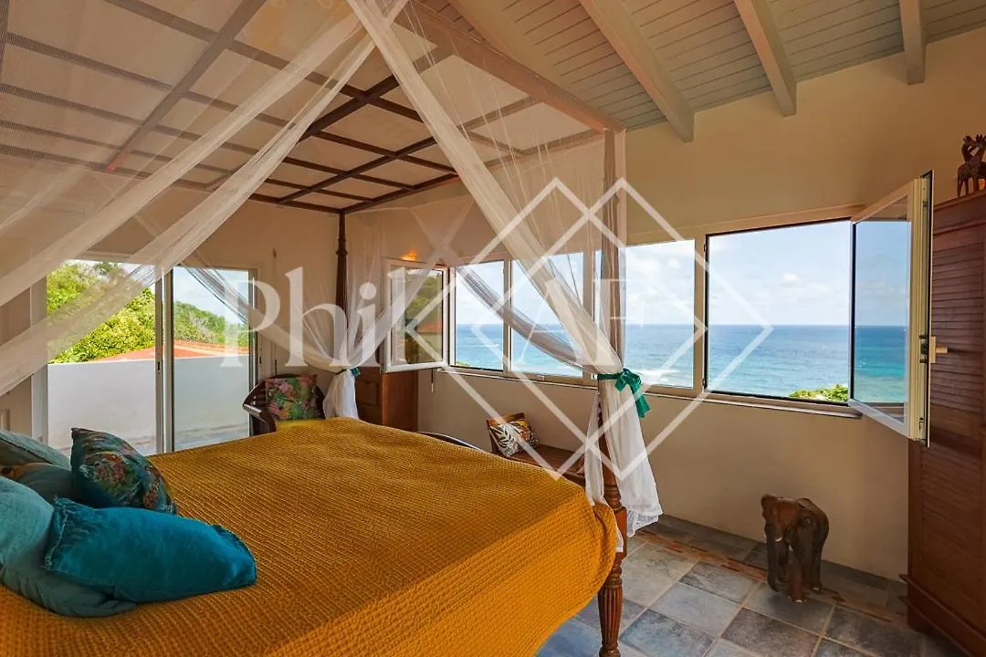 6 Bed-Rooms Villa At Dawn Beach Estate